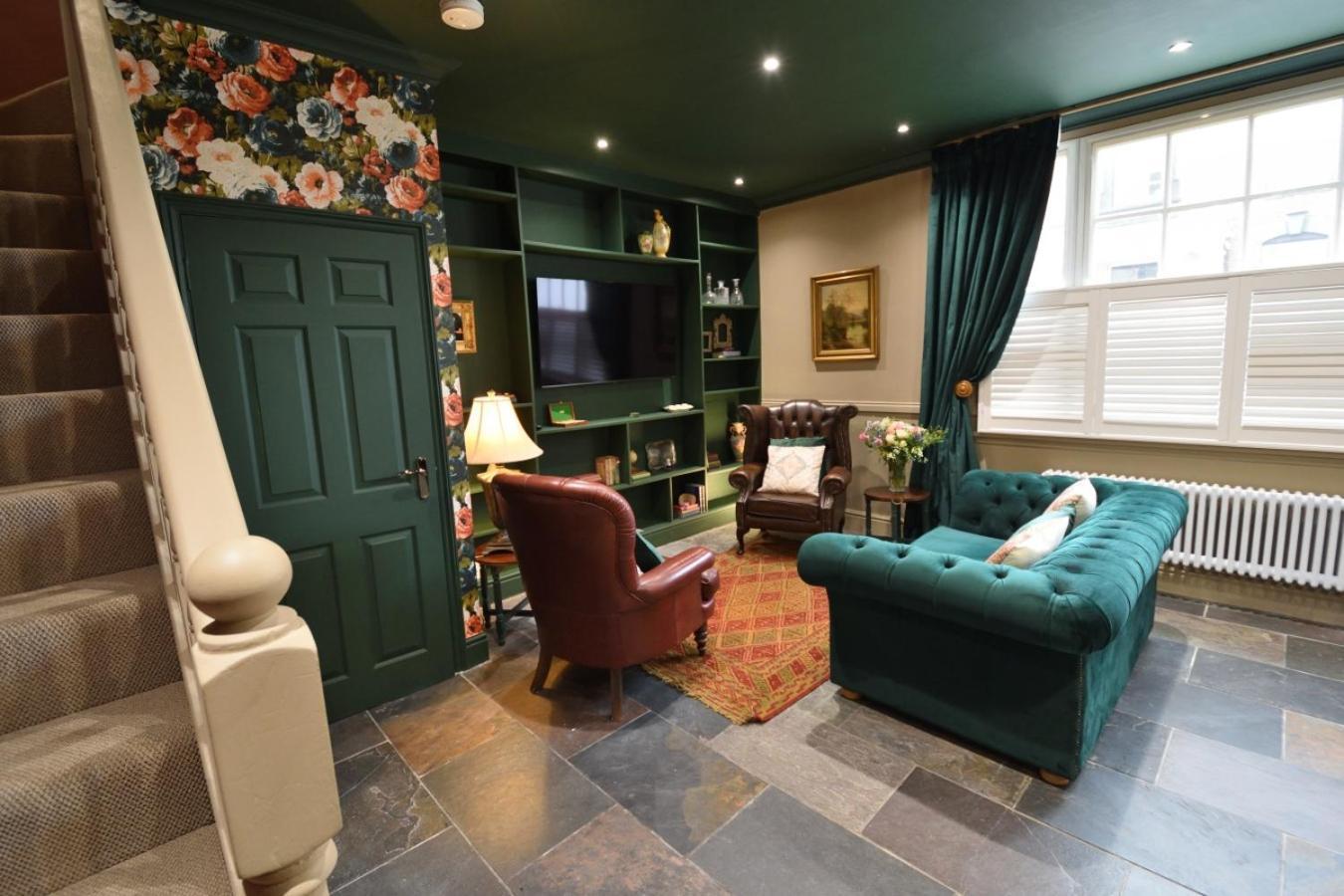 Samuels' A Duplex Apartment By Spires Accommodation In Lichfield City Centre Exterior foto